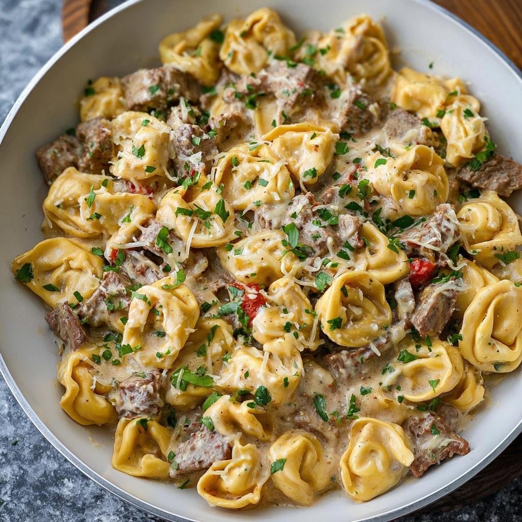 Philly Cheesesteak Tortellini Pasta: The Science of &#8220;Hybrid Comfort&#8221;